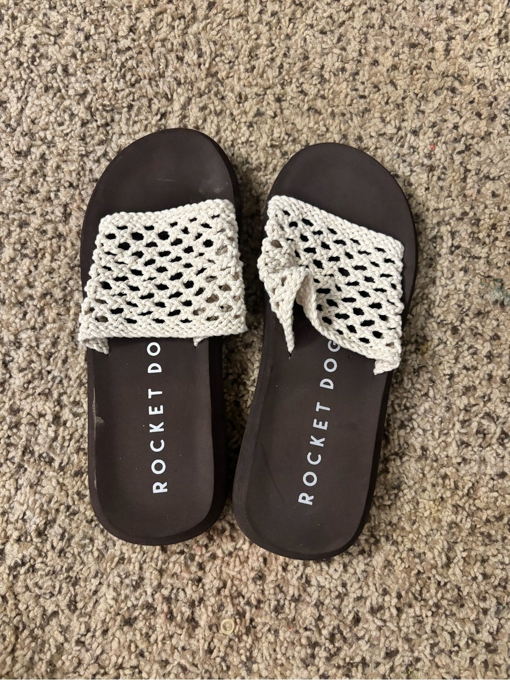 Rocket Dog Cream Crochet Slide Sandals with Brown Footbed